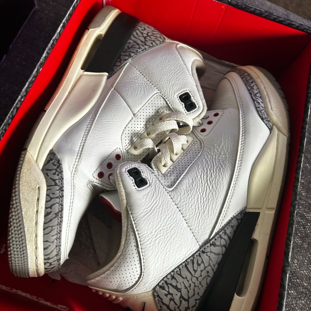 Jordan Air Jordan 3 Retro - White and Red